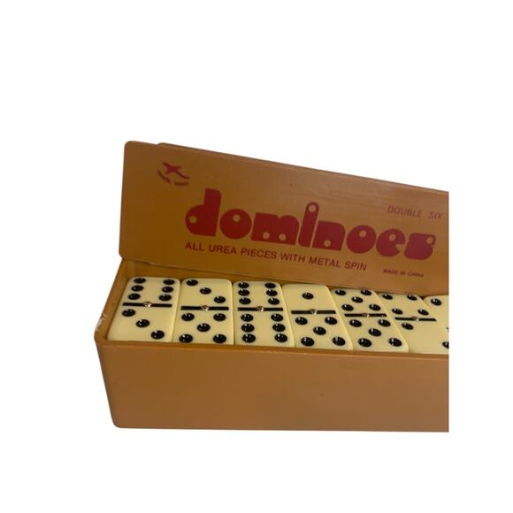 Box of 28 Dominoes Double Six All Urea with Metal Spin - Picture 2 of 7